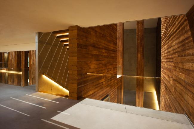 BIM建筑|原始朴实的诗意空间：葡萄酒博物馆 / Atelier 405