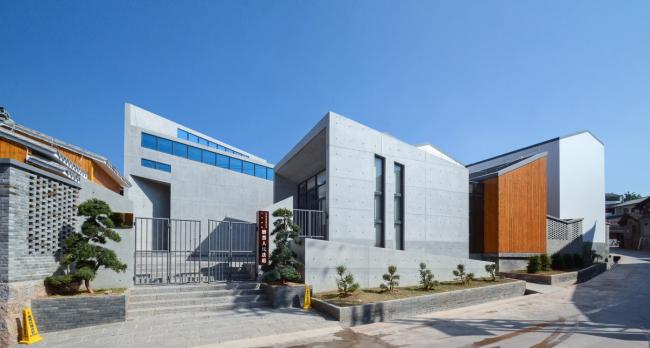 BIM建筑|一个小而美的另类法庭 / 致年夜建筑工作室/正东设计