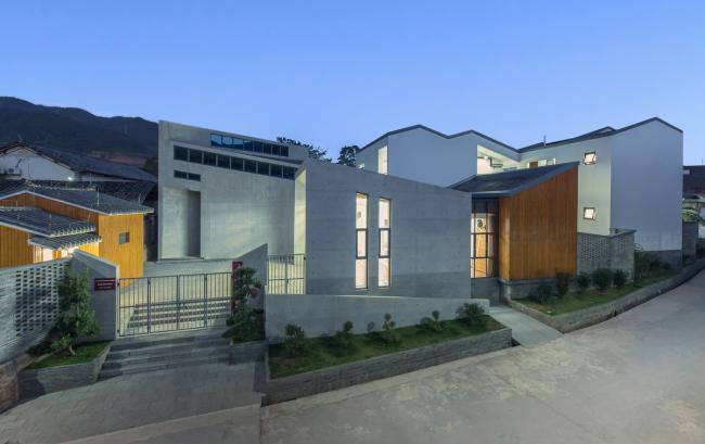 BIM建筑|一个小而美的另类法庭 / 致年夜建筑工作室/正东设计