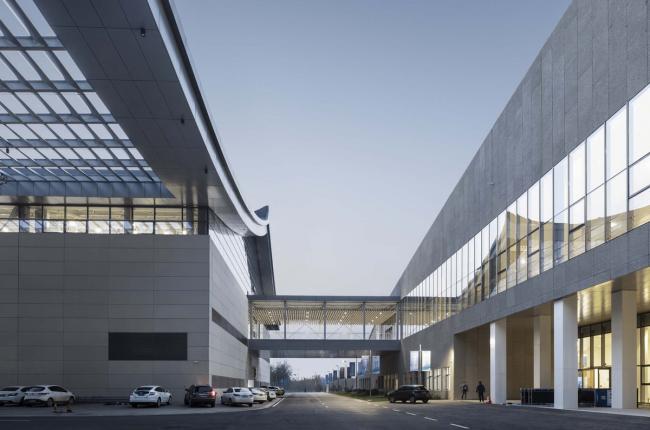 BIM建筑|石家庄国际会展中间，世界最年夜悬索构造展厅 / 清华年夜学建筑设计研讨院