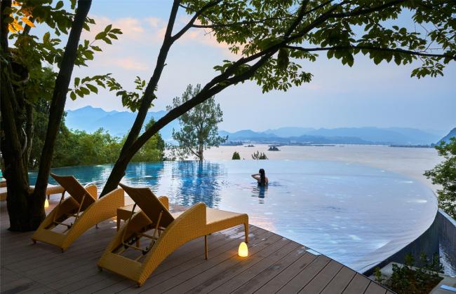 BIM建筑|星船——富春江干的空中泳池 / 中国美术学院景致建筑设计研讨总院