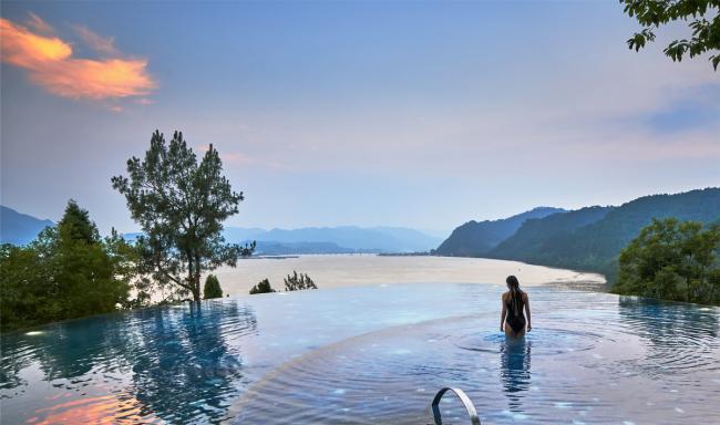 BIM建筑|星船——富春江干的空中泳池 / 中国美术学院景致建筑设计研讨总院