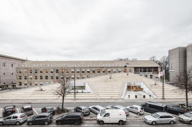 BIM建筑|发展于地面，倾斜直上：丹麦红十字会自愿者之家 / COBE