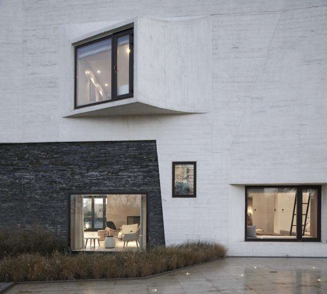 BIM建筑|海边的粗野主义室第——临海T宅，秦皇岛 / META-工作室