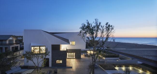 BIM建筑|海边的粗野主义室第——临海T宅，秦皇岛 / META-工作室