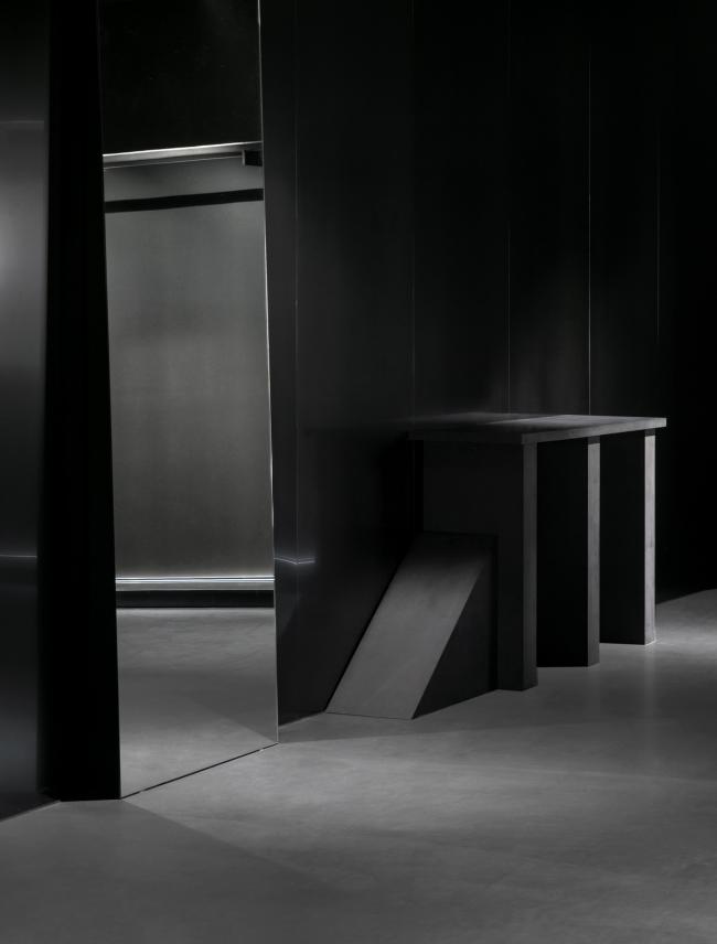 BIM建筑|灵活几何，如宇宙暗物资般神秘：Juun.J 旗舰店 / WGNB