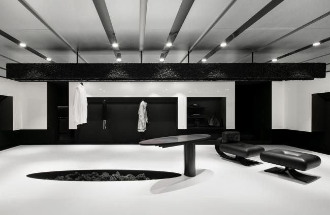 BIM建筑|灵活几何，如宇宙暗物资般神秘：Juun.J 旗舰店 / WGNB