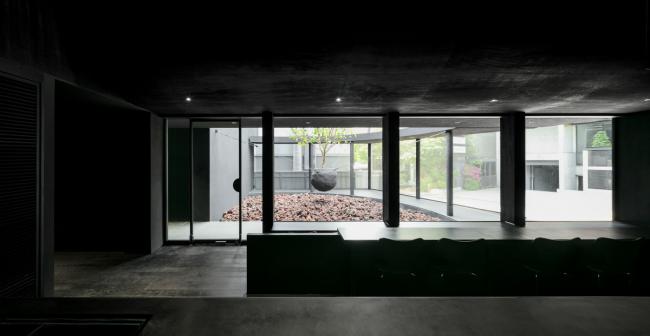 BIM建筑|灵活几何，如宇宙暗物资般神秘：Juun.J 旗舰店 / WGNB