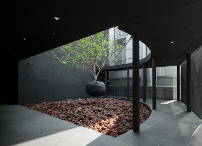 BIM建筑|灵活几何，如宇宙暗物资般神秘：Juun.J 旗舰店 / WGNB