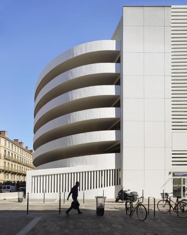 BIM建筑|优美之下，不羁于世：维克多·雨果泊车场改革