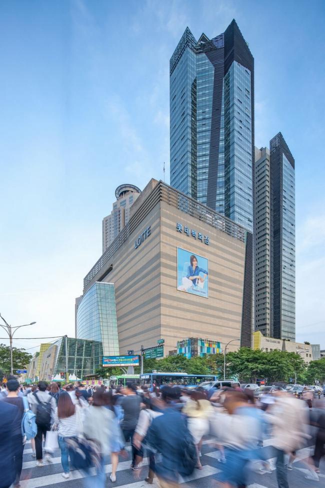 BIM建筑|城市中间的复合型养老社区——星城 MALL+THE CLASSIC 500 养老公寓设计实践 / JERDE 捷得