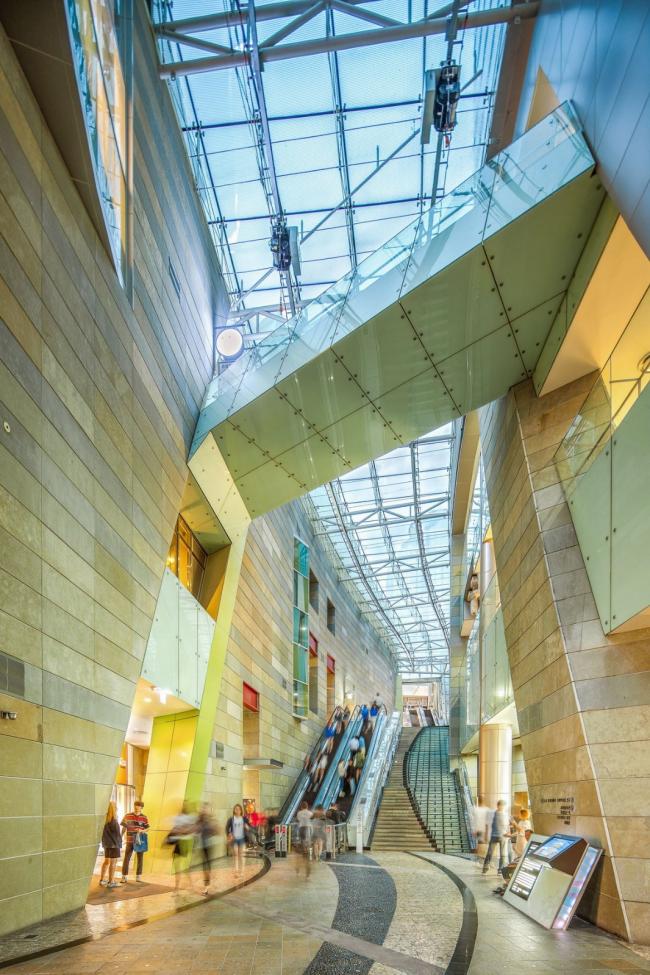 BIM建筑|城市中间的复合型养老社区——星城 MALL+THE CLASSIC 500 养老公寓设计实践 / JERDE 捷得