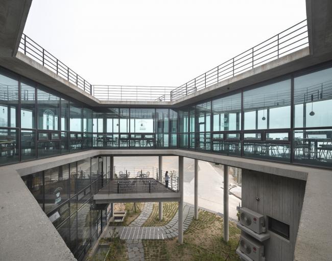 BIM建筑|朝阳东升，揽海天名胜：五角贸易楼 / ON Architecture