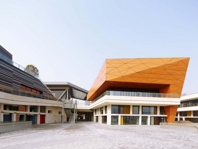 BIM建筑|昆山新江南生涯荟 / BAU