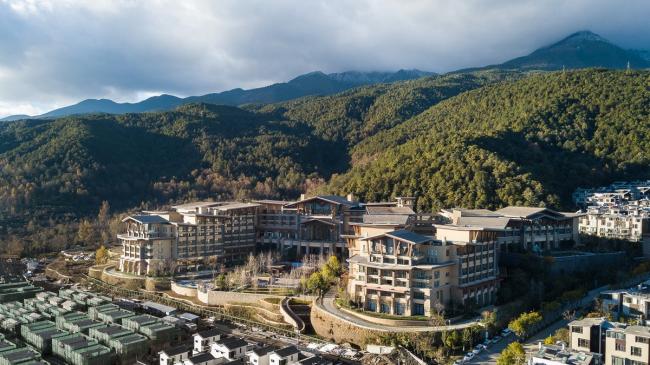 BIM建筑|享青山碧水景，彰古朴亲热貌：年夜理希尔顿酒店 / CCDI + WATG