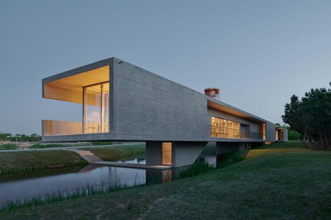 BIM建筑|天鹅湖湿地公园景不雅廊及不雅鸟塔 / 迹·建筑事务所