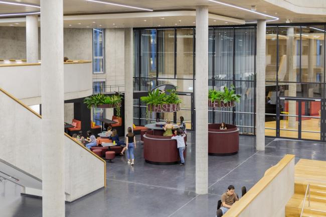 BIM建筑|如激流般肆意活动：Zalando 柏林办公总部 / HENN + Kinzo