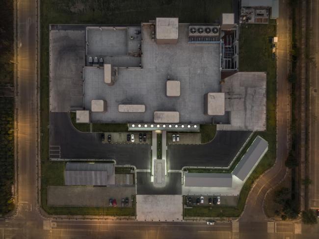 BIM建筑|奇特又慎重，如年夜山与泥土：台畜屏东农科厂 / 泽新建筑