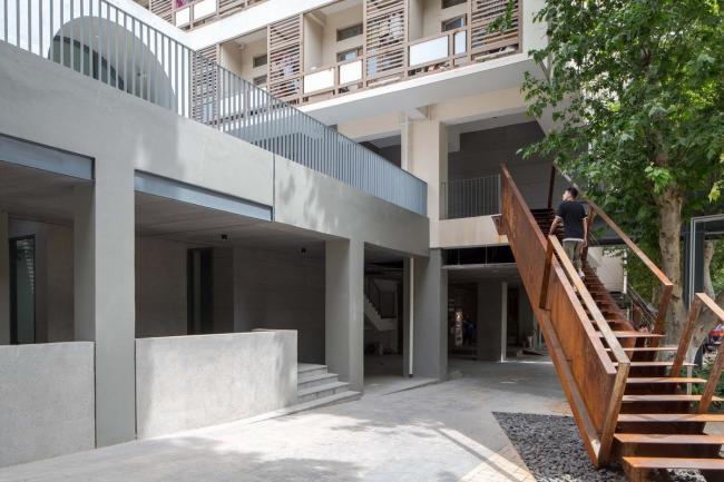 BIM建筑|朴实顽皮，中西合璧：南京艺术学院-砼展厅 / 上海中森建筑与工程设计