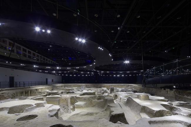 BIM建筑|银白简素，柔化边沿：邢窑遗址博物馆 / 言川建筑