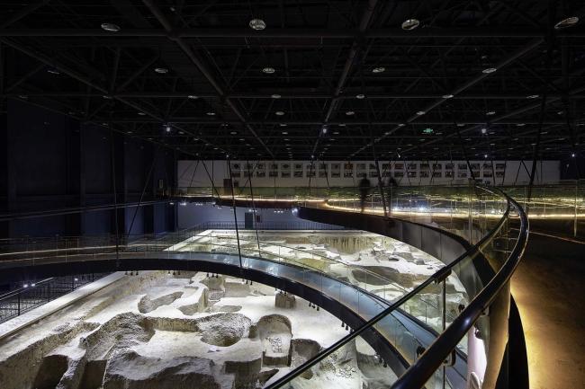 BIM建筑|银白简素，柔化边沿：邢窑遗址博物馆 / 言川建筑