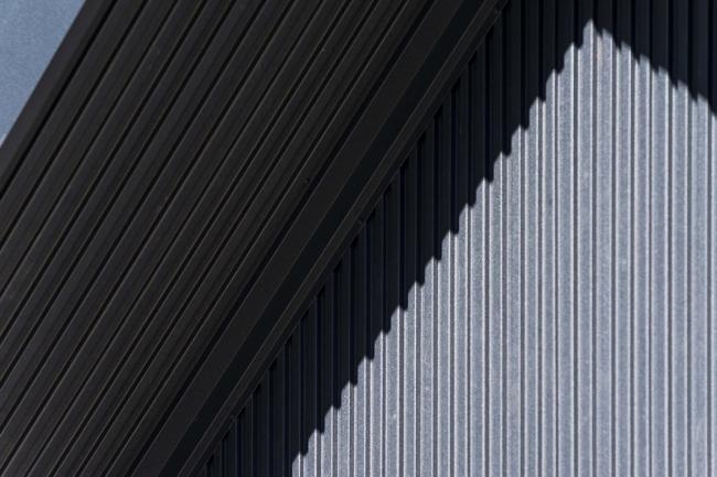 BIM建筑|山静谷幽，清心美景：DH 退休小屋 / UZ architecture