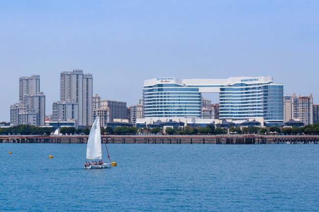 BIM建筑|港湾巨轮，坐拥海景：禹洲温德姆至尊豪庭年夜酒店 / 中国建筑科学研讨院厦门分院