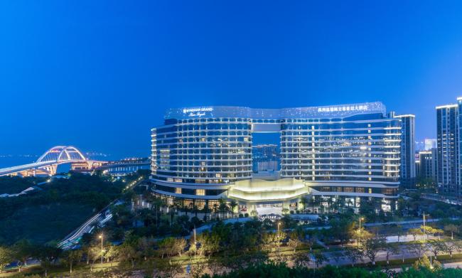 BIM建筑|港湾巨轮，坐拥海景：禹洲温德姆至尊豪庭年夜酒店 / 中国建筑科学研讨院厦门分院