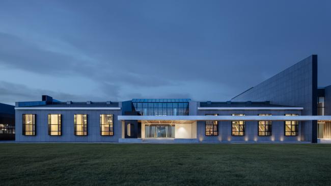 BIM建筑|腾龙公寓，用“光”和“风”俘获空间 / CUN寸DESIGN