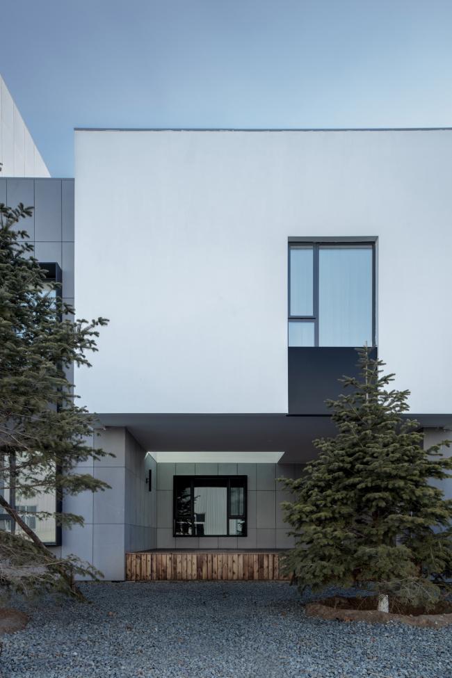 BIM建筑|腾龙公寓，用“光”和“风”俘获空间 / CUN寸DESIGN