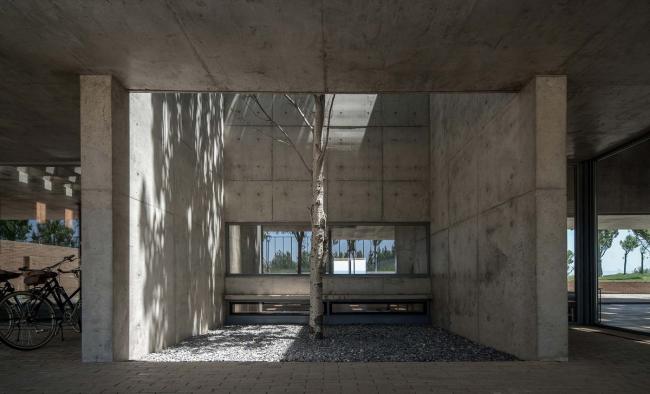 BIM建筑|海边 y 餐厅 / 直向建筑