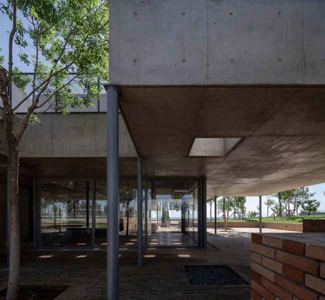 BIM建筑|海边 y 餐厅 / 直向建筑