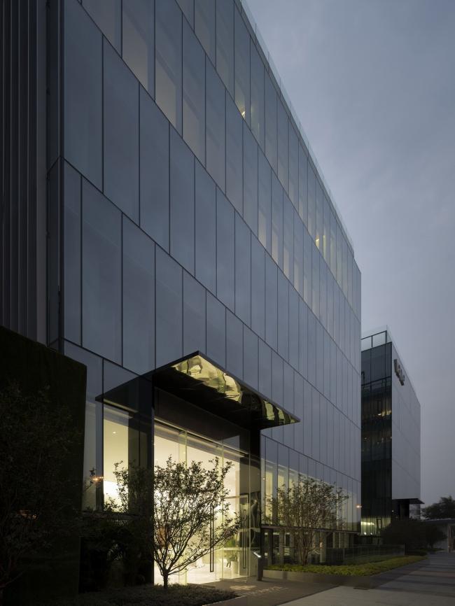 BIM建筑|广州将来之丘办公楼设计 / 间筑设计