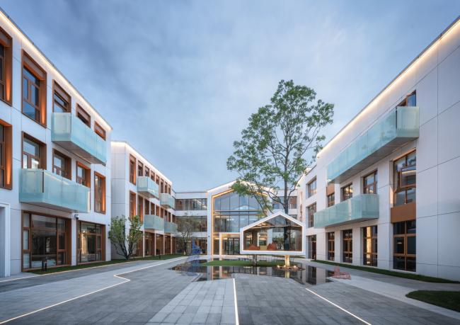 BIM建筑|南京星河WORLD·星河幼儿园 / 上海日清建筑设计