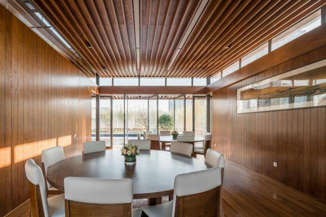 BIM建筑|上海屋上三间 / 致正建筑工作室