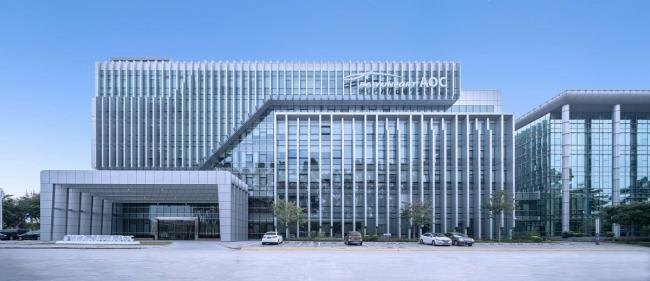 BIM建筑|是曲活动，展示科技感：广州白云国际机场综合信息年夜楼 / 武汉中合元创立筑设计