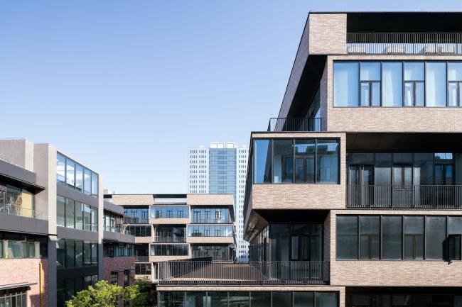 BIM建筑|年夜宁中间广场三期+PHILIPS飞利浦年夜中华区总部园区 / COLORFULL昱景设计