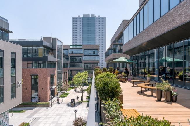 BIM建筑|年夜宁中间广场三期+PHILIPS飞利浦年夜中华区总部园区 / COLORFULL昱景设计