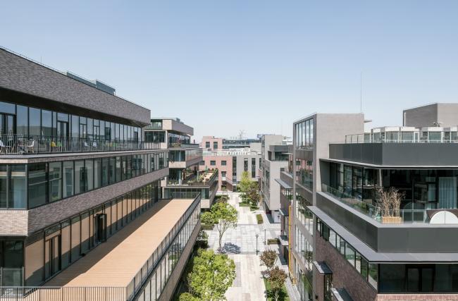 BIM建筑|年夜宁中间广场三期+PHILIPS飞利浦年夜中华区总部园区 / COLORFULL昱景设计