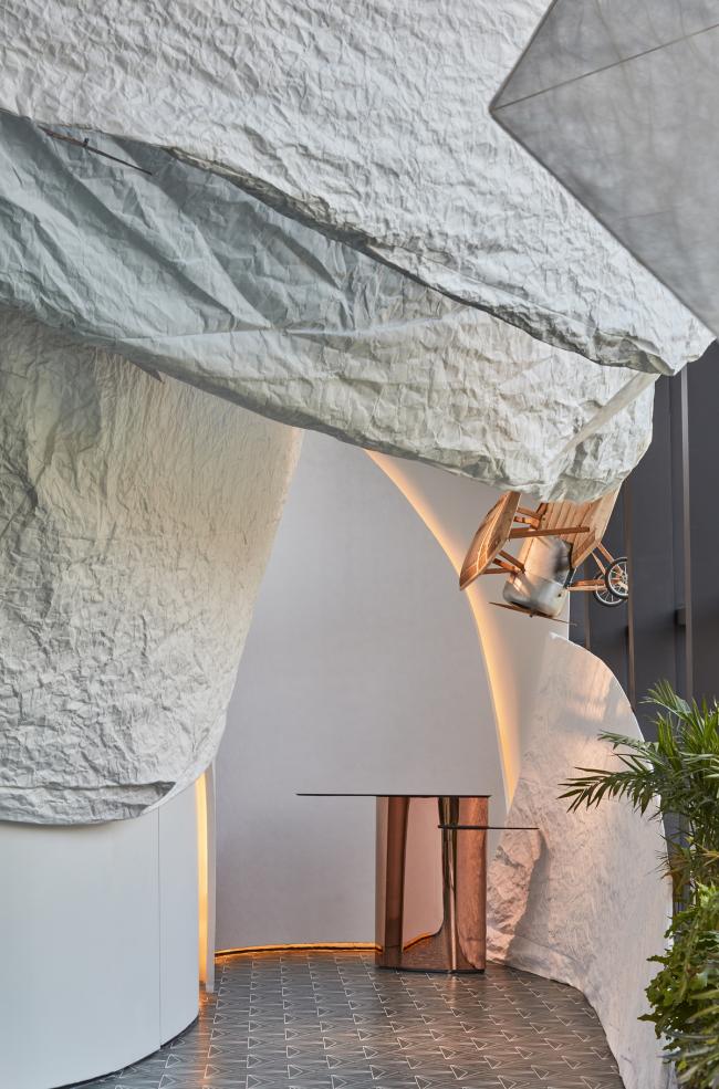 BIM建筑|光影活动的云中餐厅 / SODA建筑师事务所