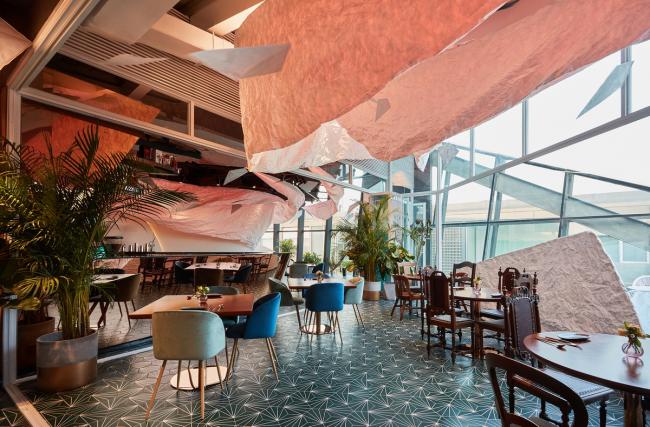 BIM建筑|光影活动的云中餐厅 / SODA建筑师事务所