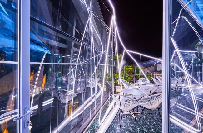 BIM建筑|光影活动的云中餐厅 / SODA建筑师事务所