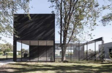 BIM建筑|封锁社区里的天然室第 / ANA SMUD+Zelcer-BIM建筑网