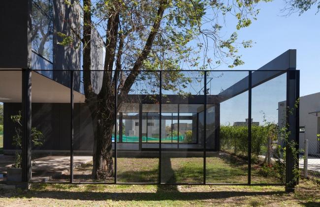 BIM建筑|封锁社区里的天然室第 / ANA SMUD+Zelcer