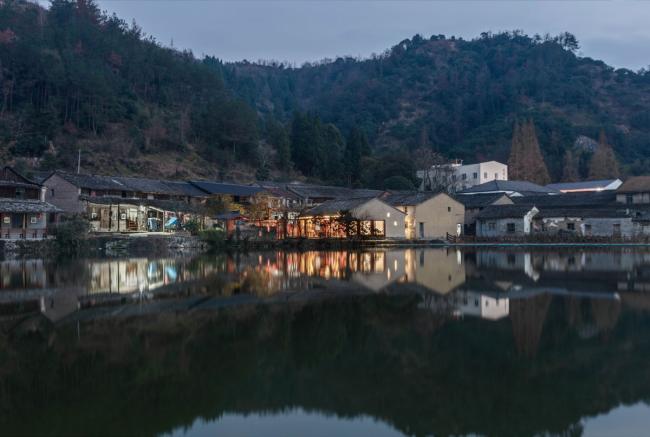 BIM建筑|剪纸艺坊&伴湖书吧 / 杭州森上建筑设计