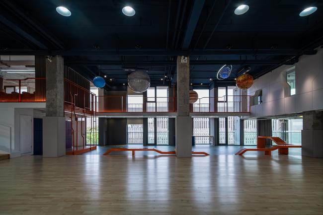 BIM建筑|东方启明星办公室，北京 / 不雅町立异研讨所