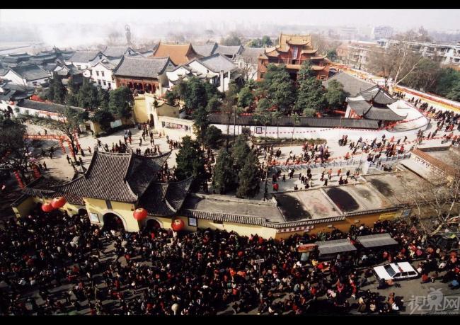 BIM建筑|交错时空 | 可以浏览的城市展厅 / 天华建筑设计