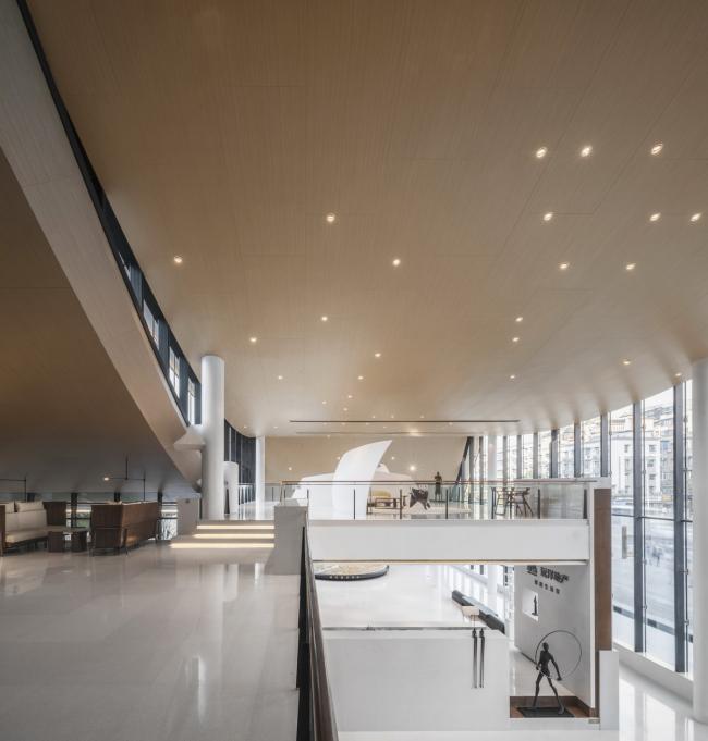 BIM建筑|交错时空 | 可以浏览的城市展厅 / 天华建筑设计