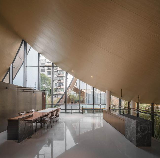 BIM建筑|交错时空 | 可以浏览的城市展厅 / 天华建筑设计