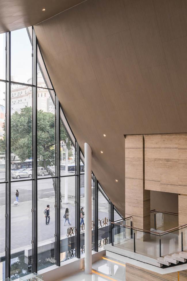 BIM建筑|交错时空 | 可以浏览的城市展厅 / 天华建筑设计